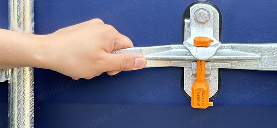 5 عوامل أساسية في اختيار الأختام الأمنية المناسبة لشركتك