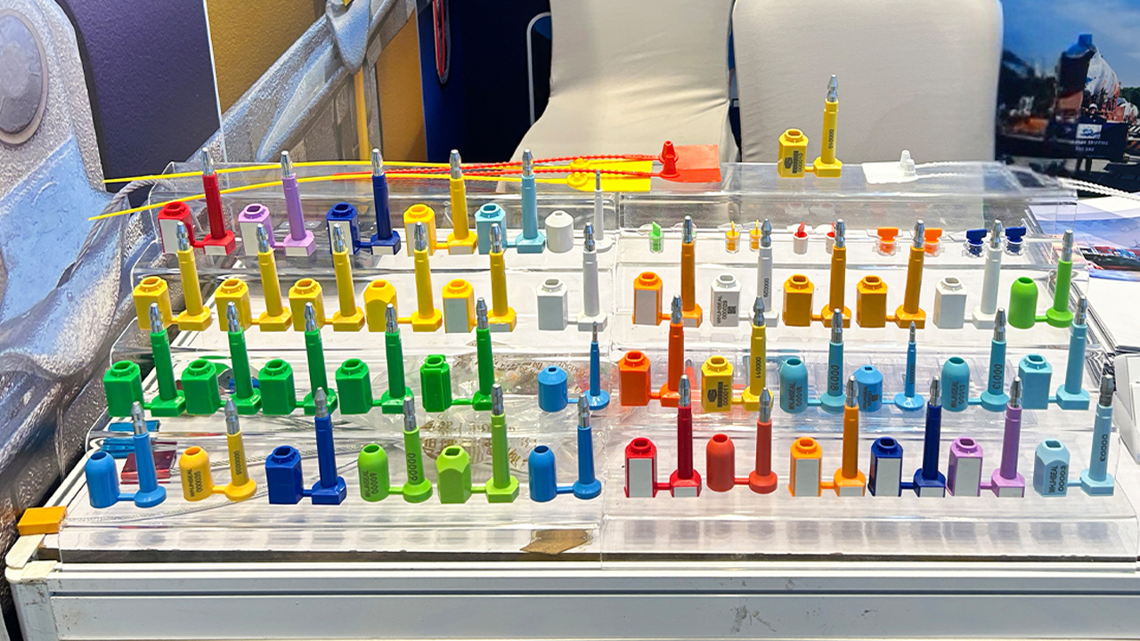 Home 5 5 Valuable Insights from Our Guangzhou Exhibition: Logistics & Partnerships